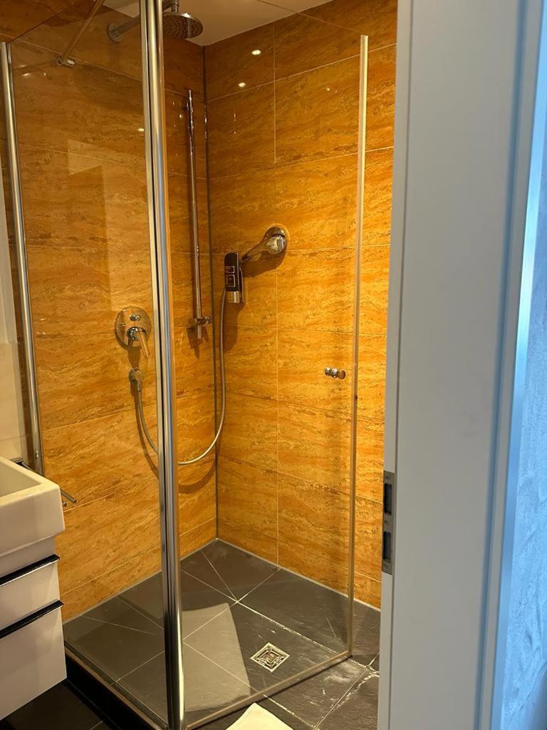 Hotel Zum Goldenen Anker Bamberg Bagian luar foto