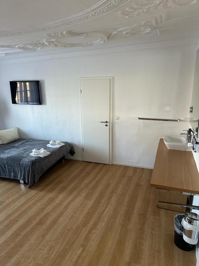 Hotel Zum Goldenen Anker Bamberg Bagian luar foto