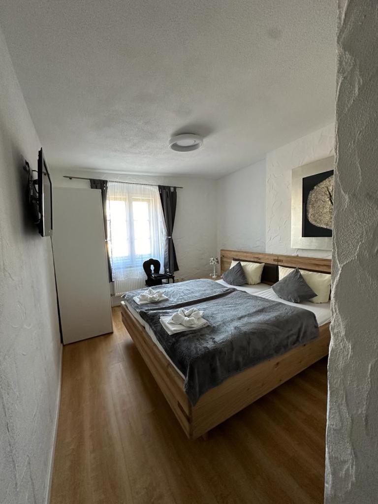 Hotel Zum Goldenen Anker Bamberg Bagian luar foto